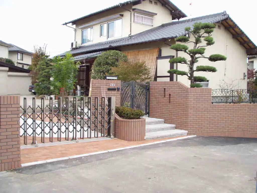 門扉をつけて戸締りがしたい（糟屋郡志免町・リフォーム外構の施工事例）
