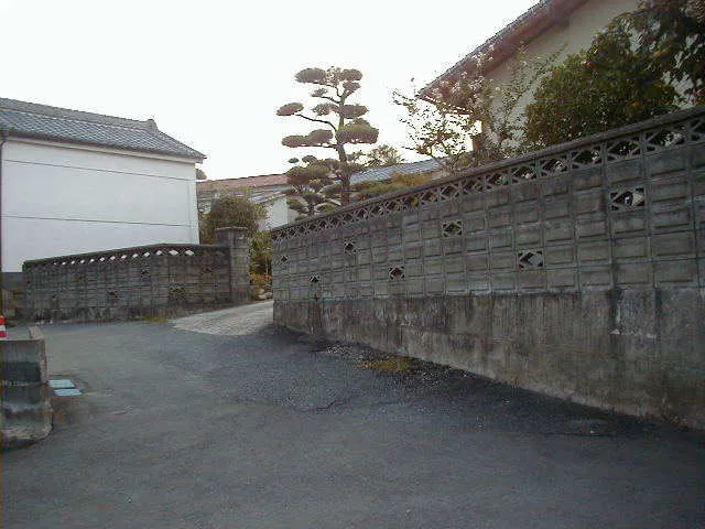 門扉をつけて戸締りがしたい(糟屋郡志免町)施工写真2